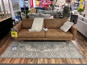 Zara 3-istuttava sohva tuote hintaan 595€ liikkeestä MASKU