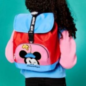 Disney Store Minnie Mouse Colour Block Backpack tuote hintaan 18€ liikkeestä Disney Store