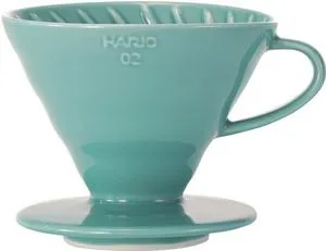 Hario V60 Dripper 02 -keraaminen kahvisuodatin, turkoosi tuote hintaan 19,99€ liikkeestä Verkkokauppa