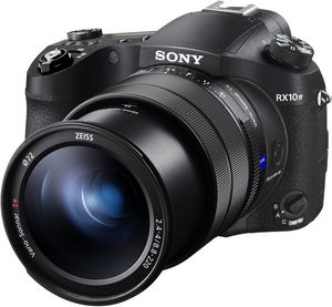 Sony RX10 IV -kamera tuote hintaan 1699€ liikkeestä Verkkokauppa