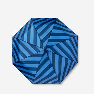 Kokoontaitettava sateenvarjo tuote hintaan 7€ liikkeestä Flying Tiger