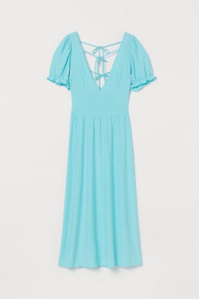 Kirjailtu mekko tuote hintaan 7,99€ liikkeestä H&M