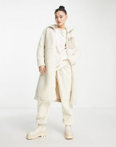 Columbia Archer Ridge long sherpa fleece jacket in cream tuote hintaan 79,75€ liikkeestä Asos